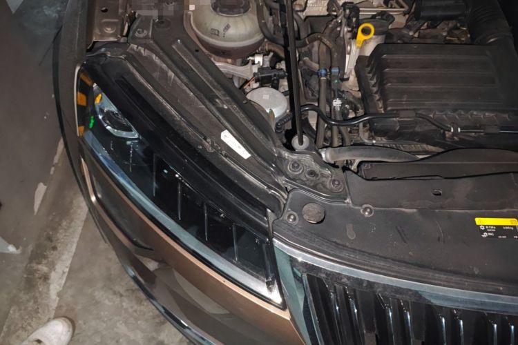 Used Skoda Karoq 2020 TSI280 Luxury Smart Edition China VI Standard Engine Bay Right