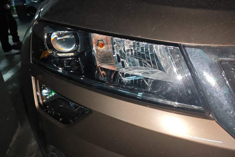 Used Skoda Karoq 2020 TSI280 Luxury Smart Edition China VI Standard Right Front Headlight