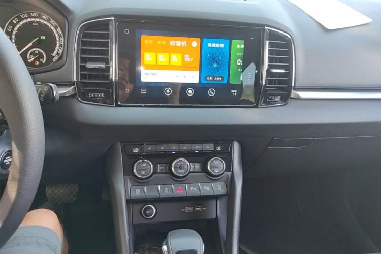 Used Skoda Karoq 2020 TSI280 Luxury Smart Edition China VI Standard Audio And AC Panel