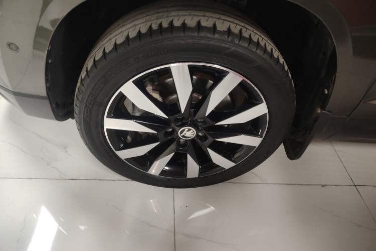 Used Skoda Karoq 2020 TSI280 Luxury Smart Edition China VI Standard Exterior 7