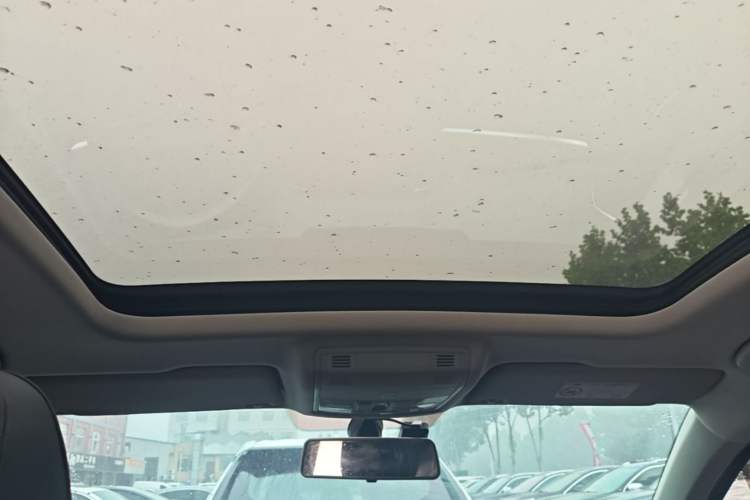 Used Skoda Karoq 2020 TSI280 Luxury Smart Edition China VI Standard Headliner