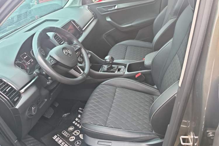 Used Skoda Karoq 2020 TSI280 Luxury Smart Edition China VI Standard Left Front Seat