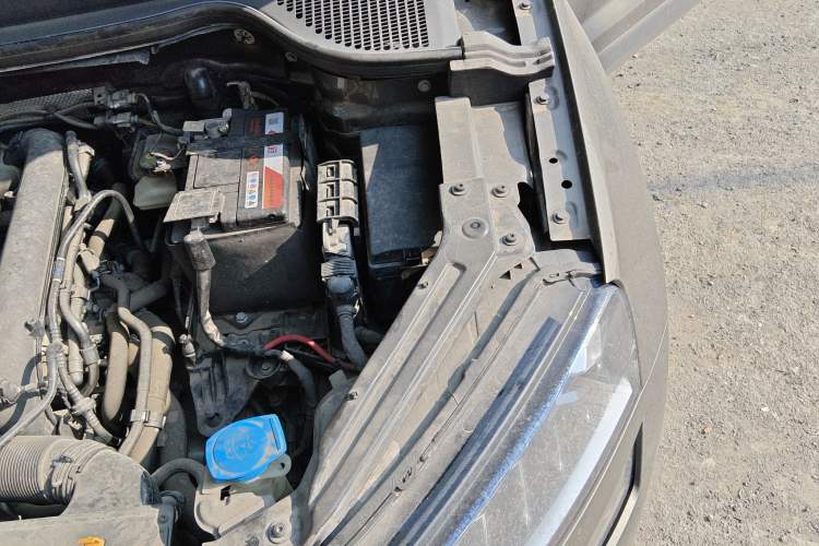 Used Skoda Karoq 2020 TSI280 Luxury Smart Edition China VI Standard Engine Bay Left