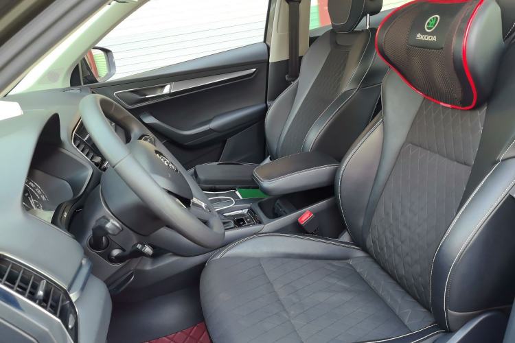 Used Skoda Karoq 2020 TSI280 Luxury Smart Edition China VI Standard Left Front Seat