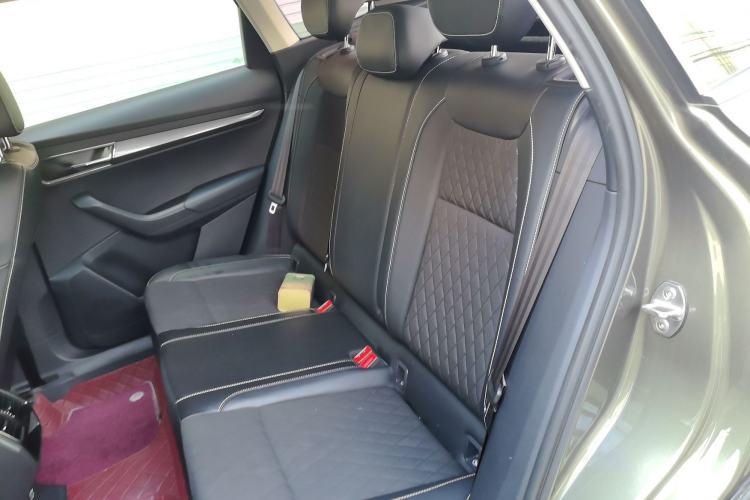 Used Skoda Karoq 2020 TSI280 Luxury Smart Edition China VI Standard Left Rear Seat