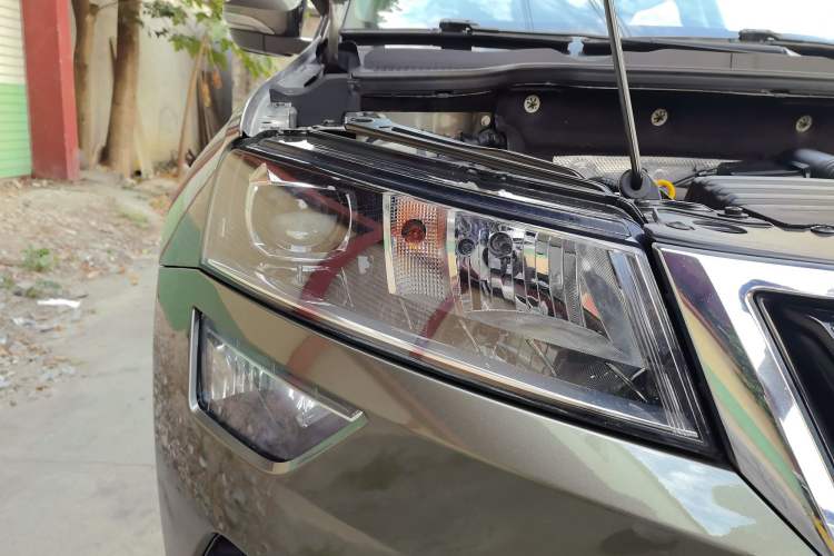 Used Skoda Karoq 2020 TSI280 Luxury Smart Edition China VI Standard Right Front Headlight