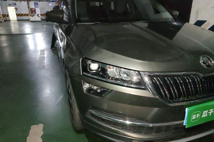 Used Skoda Karoq 2020 TSI280 Luxury Smart Edition China VI Standard Right Front Headlight