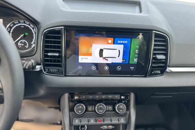 Used Skoda Karoq 2020 TSI280 Smart Drive Technology Edition China VI Audio And AC Panel