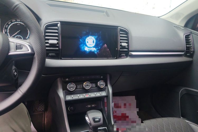 Used Skoda Karoq 2020 TSI280 Luxury Smart Edition China VI Standard Audio And AC Panel