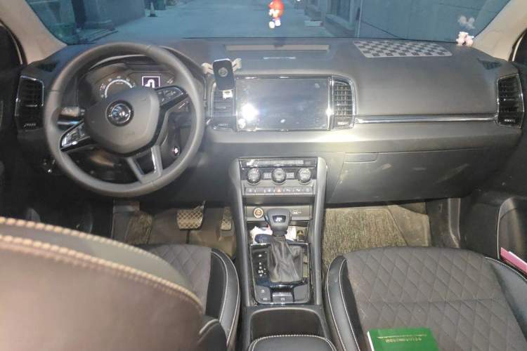 Used Skoda Karoq 2020 TSI280 Luxury Smart Edition China VI Standard Center Console