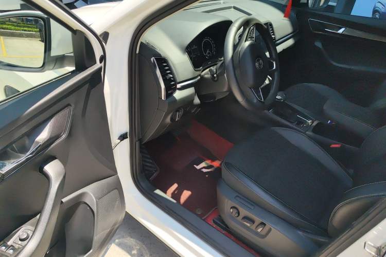 Used Skoda Karoq 2020 TSI280 Smart Drive Technology Edition China VI Driver Seat