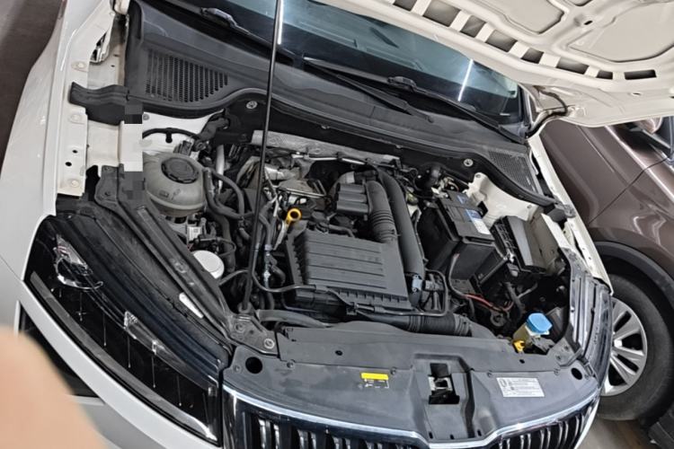 Used Skoda Karoq 2020 TSI280 Luxury Smart Edition China VI Standard Engine Bay