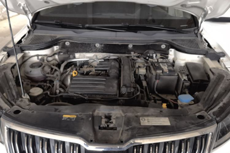 Used Skoda Karoq 2020 TSI280 Luxury Smart Edition China VI Standard Engine Bay