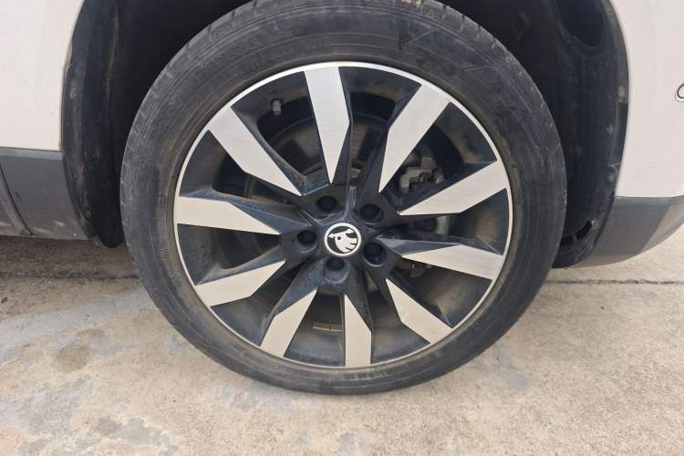 Used Skoda Karoq 2020 TSI280 Luxury Smart Edition China VI Standard Exterior 7