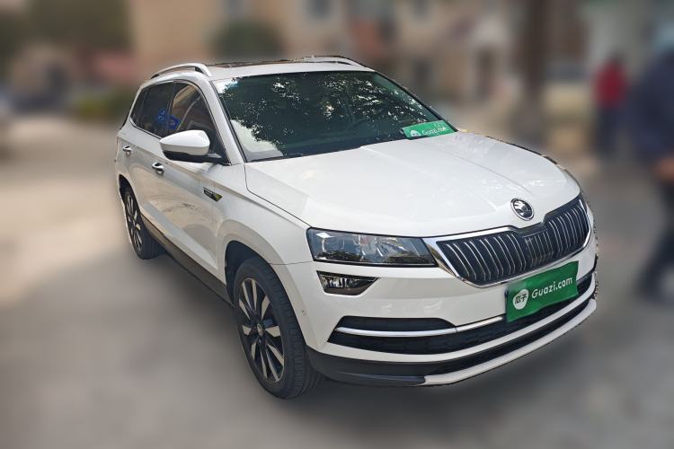Used Skoda Karoq 2020 TSI280 Luxury Smart Edition China VI Standard Front Right 45 Deg