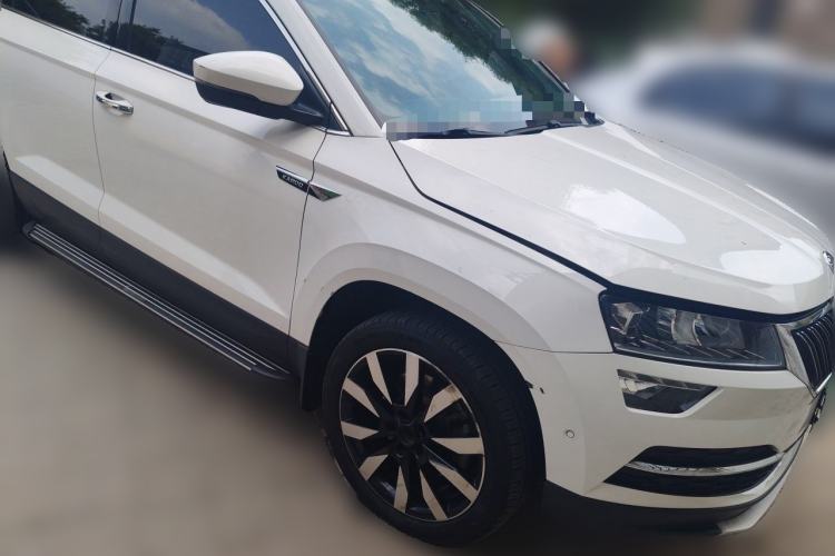 Used Skoda Karoq 2020 TSI280 Luxury Smart Edition China VI Standard Front Right 45 Deg