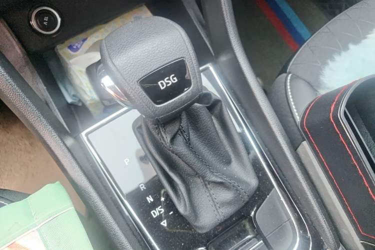 Used Skoda Karoq 2020 TSI280 Smart Drive Technology Edition China VI Gear Lever