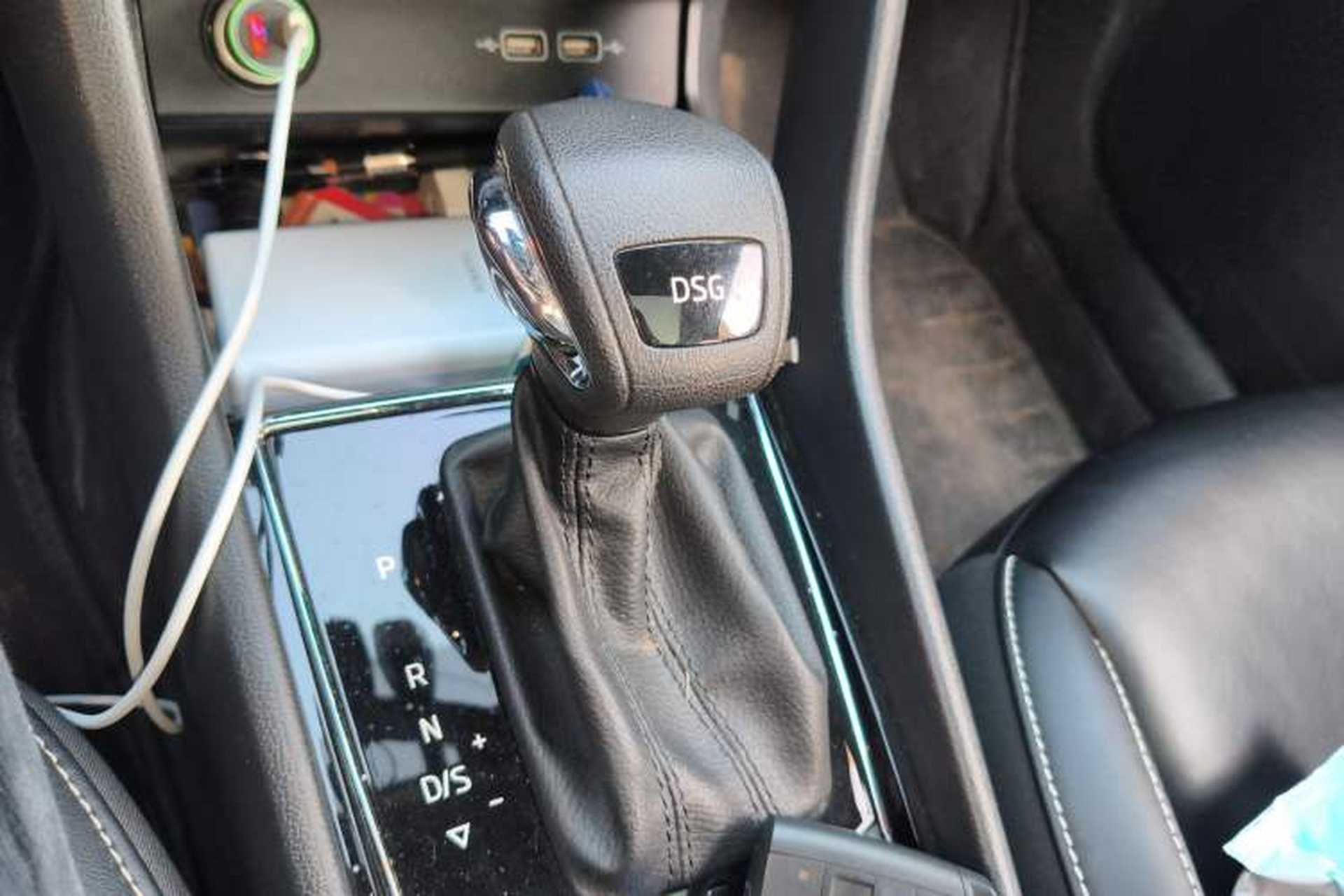 Used Skoda Karoq 2020 TSI280 Luxury Smart Edition China VI Standard Gear Lever