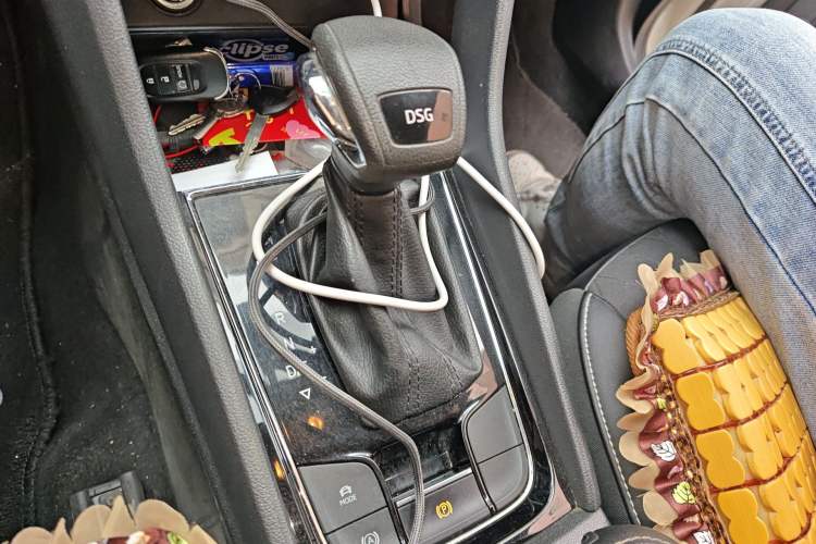 Used Skoda Karoq 2020 TSI280 Smart Drive Technology Edition China VI Gear Lever
