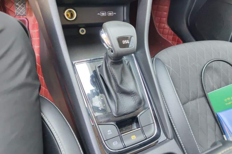 Used Skoda Karoq 2020 TSI280 Smart Drive Technology Edition China VI Gear Lever