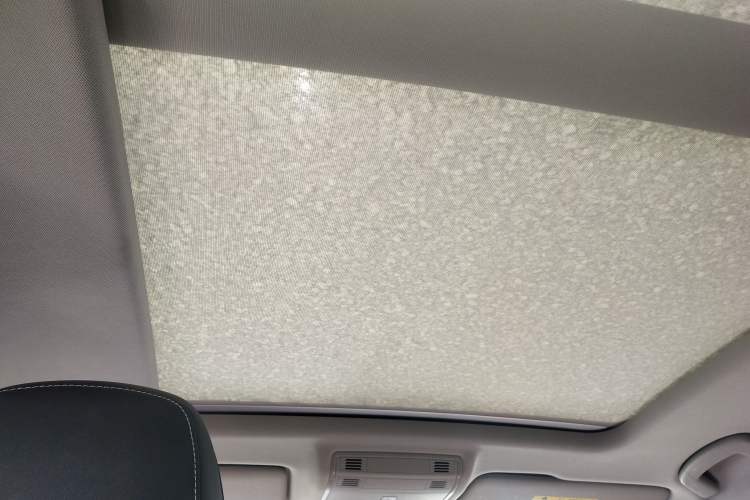 Used Skoda Karoq 2020 TSI280 Luxury Smart Edition China VI Standard Headliner