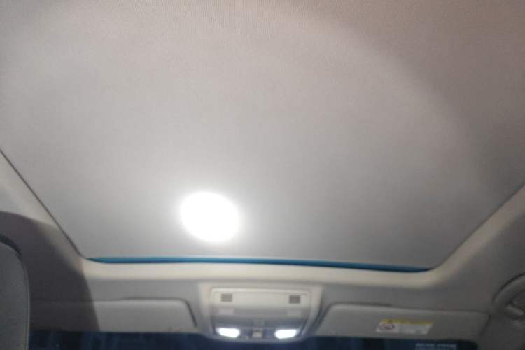Used Skoda Karoq 2020 TSI280 Luxury Smart Edition China VI Standard Headliner