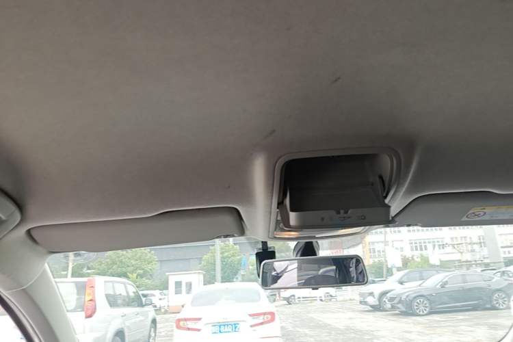Used Skoda Karoq 2020 TSI280 Smart Drive Technology Edition China VI Headliner