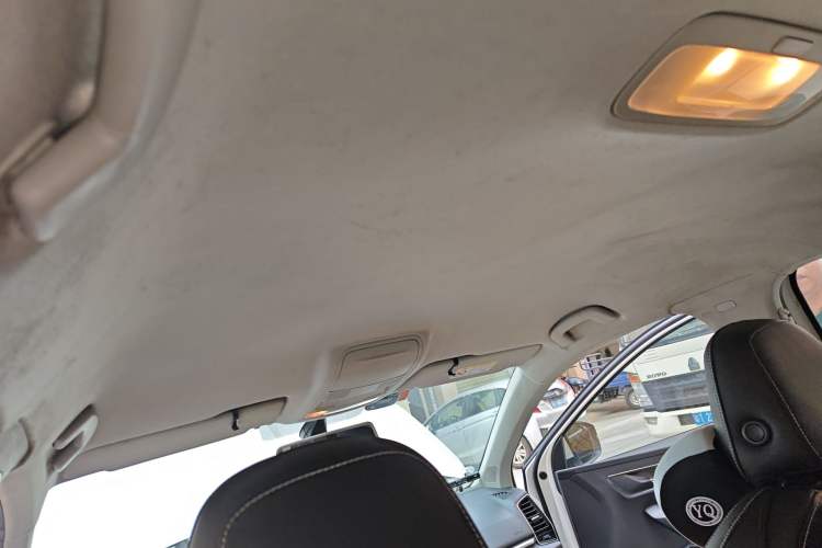 Used Skoda Karoq 2020 TSI280 Smart Drive Technology Edition China VI Headliner