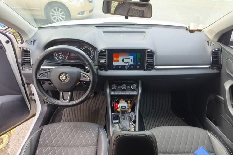 Used Skoda Karoq 2020 TSI280 Smart Drive Technology Edition China VI Interior 2