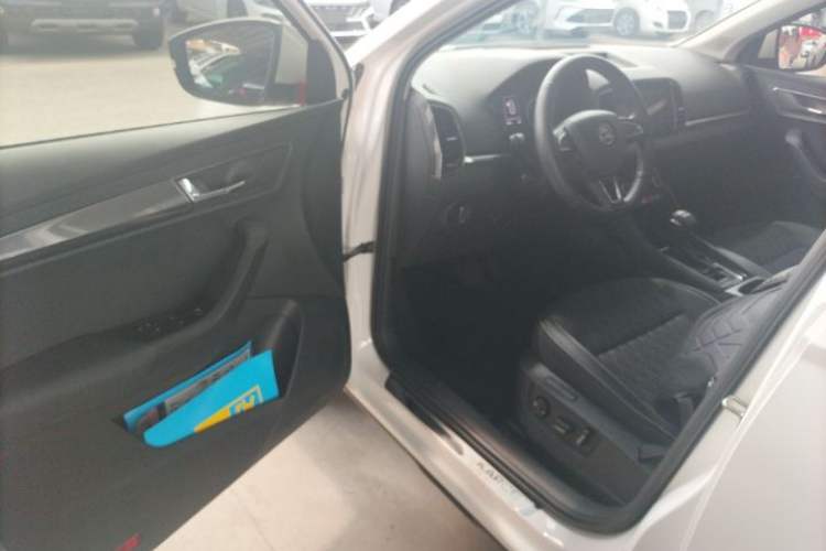 Used Skoda Karoq 2020 TSI280 Luxury Smart Edition China VI Standard Interior 2