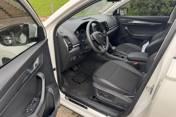 Used Skoda Karoq 2020 TSI280 Luxury Smart Edition China VI Standard Interior 4