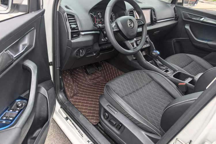 Used Skoda Karoq 2020 TSI280 Luxury Smart Edition China VI Standard Left Front Seat