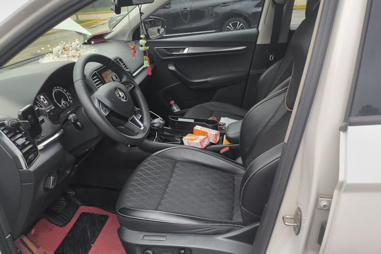 Used Skoda Karoq 2020 TSI280 Smart Drive Technology Edition China VI Left Front Seat
