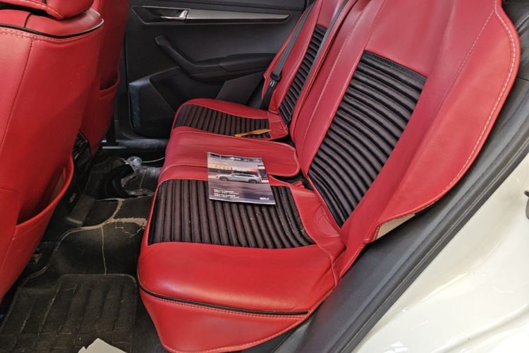 Used Skoda Karoq 2020 TSI280 Luxury Smart Edition China VI Standard Left Rear Seat