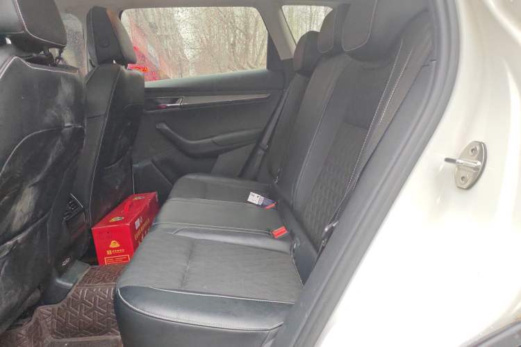 Used Skoda Karoq 2020 TSI280 Luxury Smart Edition China VI Standard Left Rear Seat