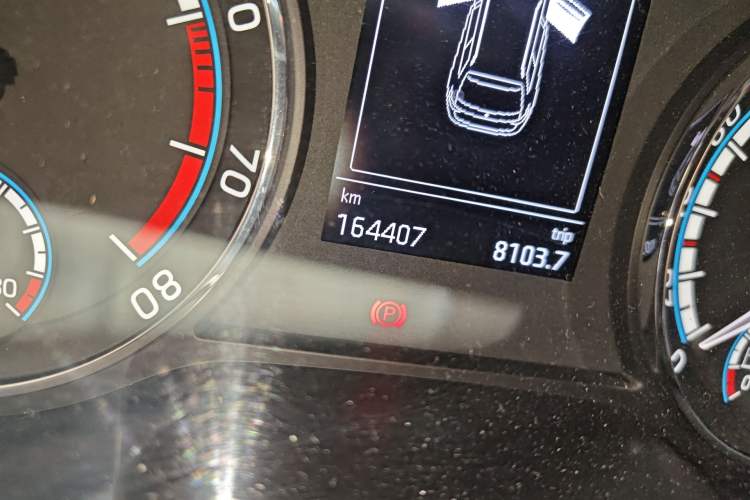 Used Skoda Karoq 2020 TSI280 Smart Drive Technology Edition China VI Odometer Close Up