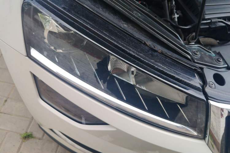 Used Skoda Karoq 2020 TSI280 Luxury Smart Edition China VI Standard Right Front Headlight