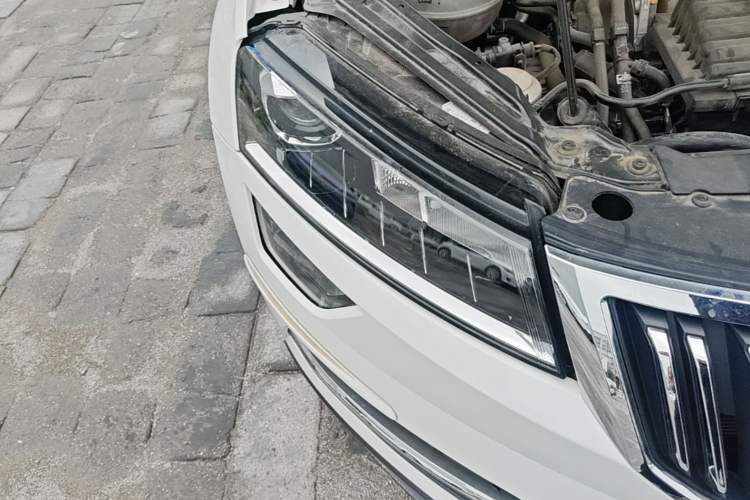 Used Skoda Karoq 2020 TSI280 Smart Drive Technology Edition China VI Right Front Headlight