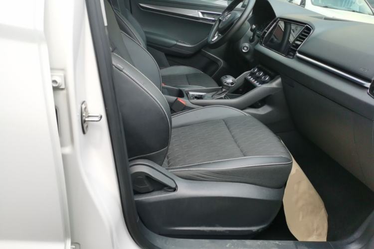 Used Skoda Karoq 2020 TSI280 Luxury Smart Edition China VI Standard Right Front Seat