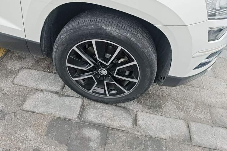 Used Skoda Karoq 2020 TSI280 Smart Drive Technology Edition China VI Right Front Wheel Hub