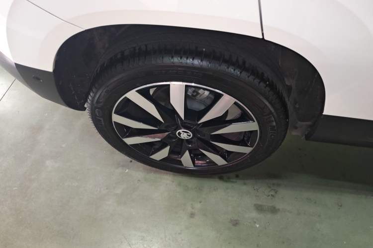 Used Skoda Karoq 2020 TSI280 Luxury Smart Edition China VI Standard Right Rear Wheel Hub