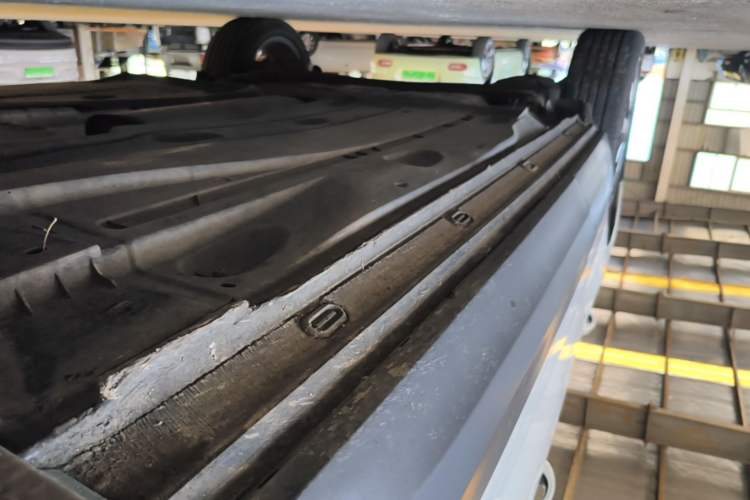 Used Skoda Karoq 2020 TSI280 Luxury Smart Edition China VI Standard Right Side Sill