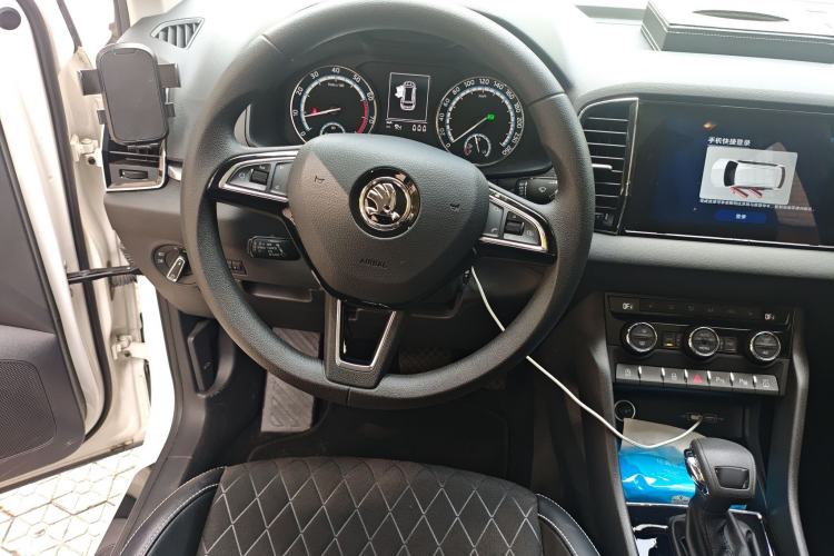 Used Skoda Karoq 2020 TSI280 Luxury Smart Edition China VI Standard Steering Wheel