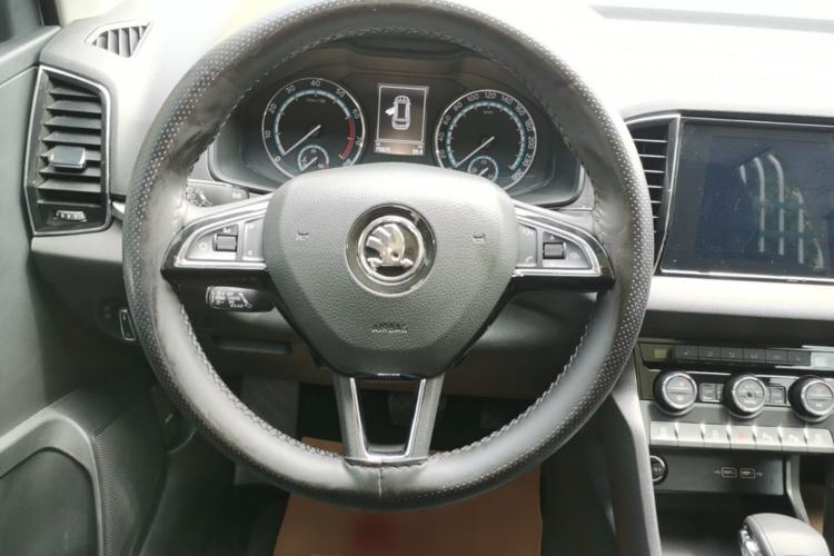 Used Skoda Karoq 2020 TSI280 Luxury Smart Edition China VI Standard Steering Wheel