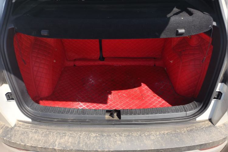 Used Skoda Karoq 2020 TSI280 Luxury Smart Edition China VI Standard Trunk