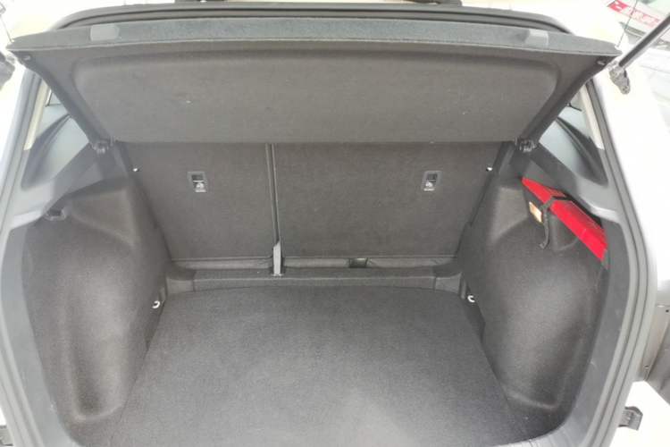 Used Skoda Karoq 2020 TSI280 Luxury Smart Edition China VI Standard Trunk