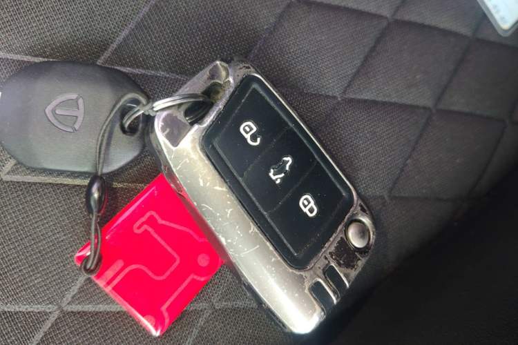 Used Skoda Karoq 2020 TSI280 Luxury Smart Edition China VI Standard Vehicle Key