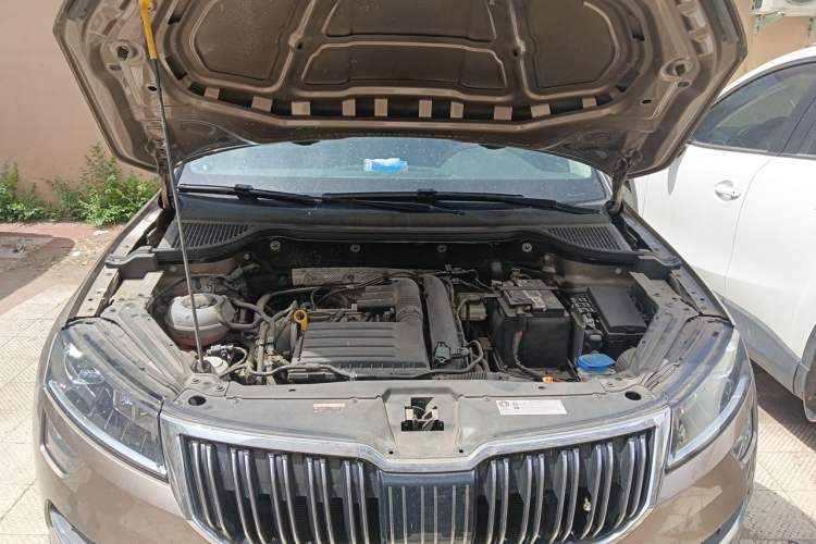 Used Skoda Karoq 2020 TSI280 Luxury Smart Edition China VI Standard Engine Bay
