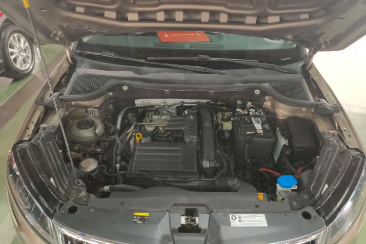 Used Skoda Karoq 2020 TSI280 Luxury Smart Edition China VI Standard Engine Bay