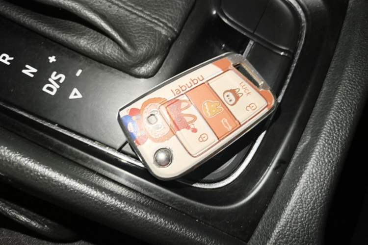 Used Skoda Karoq 2020 TSI280 Luxury Smart Edition China VI Standard Interior 1